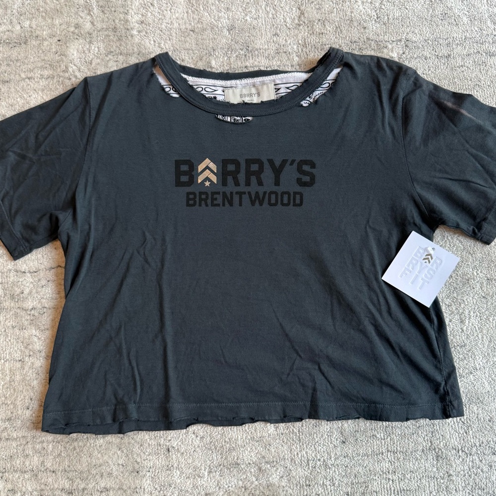NWT Barry’s Bootcamp Brentwood black cropped t-shirt Distressed Sz  S